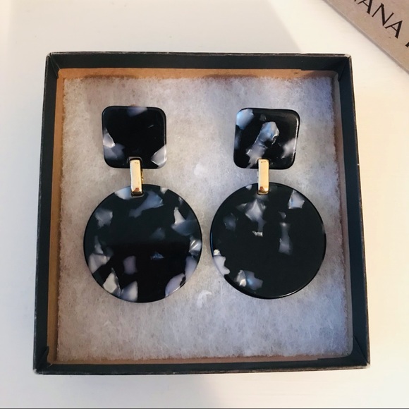 Banana Republic Jewelry - Banana Republic Earrings